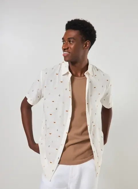 camisa off-white com cactus camisa off-white com cactus