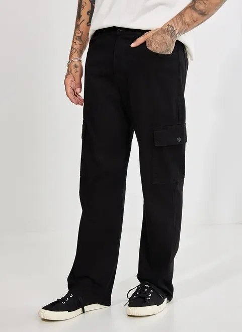 calça loose de sarja preta calça loose de sarja preta