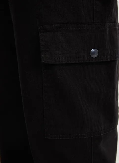 calça loose de sarja preta calça loose de sarja preta