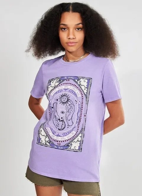 camiseta oversized mística camiseta oversized mística