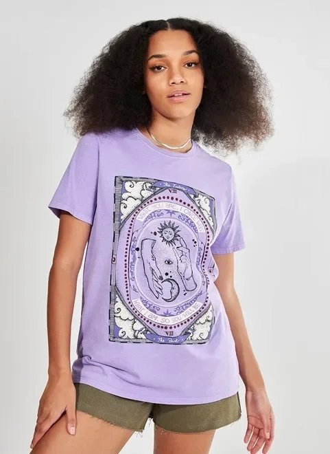 camiseta oversized mística camiseta oversized mística