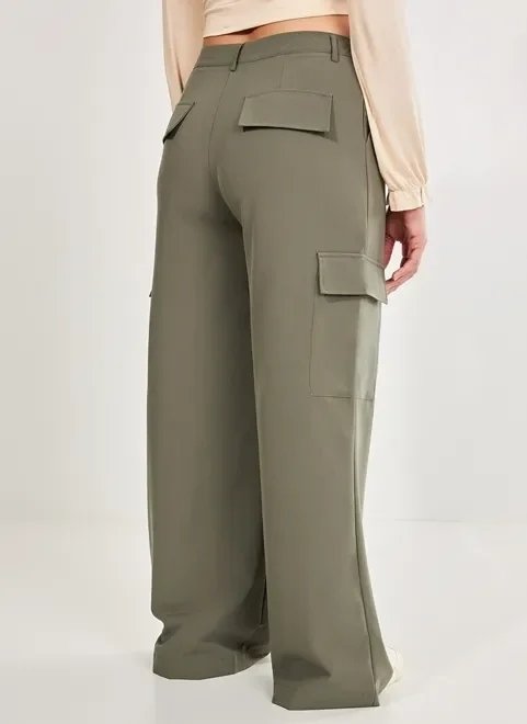 calça de alfaiataria cargo verde militar calça de alfaiataria cargo verde militar