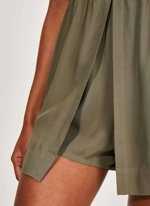 macaquinho verde militar com short saia macaquinho verde militar com short saia