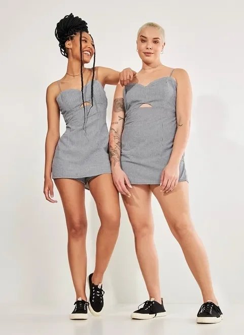 macaquinho com saia preto e branco macaquinho com saia preto e branco