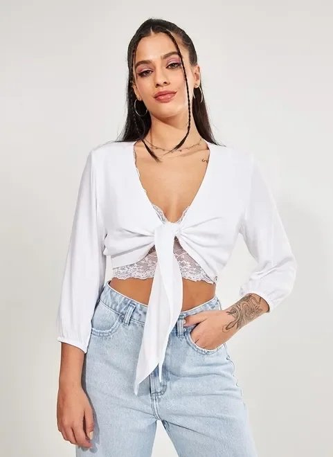 blusa off-white com amarração blusa off-white com amarração