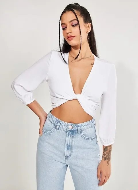 blusa off-white com amarração blusa off-white com amarração