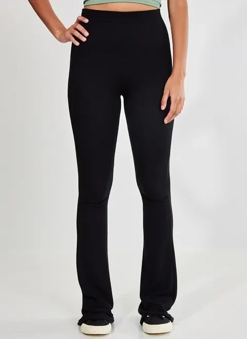 calça flare preta calça flare preta