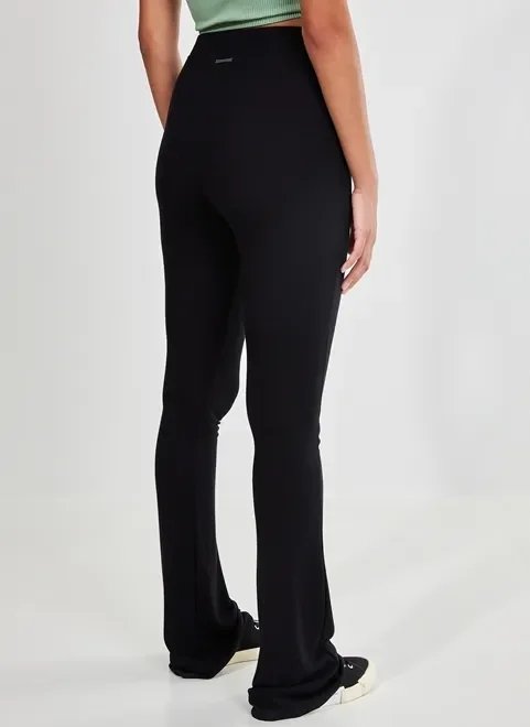 calça flare preta calça flare preta