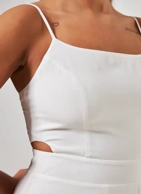 vestido longo com fenda off-white vestido longo com fenda off-white
