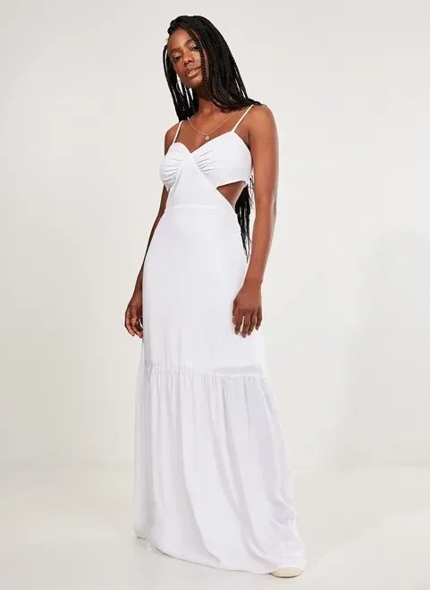 vestido longo off-white com cut out vestido longo off-white com cut out