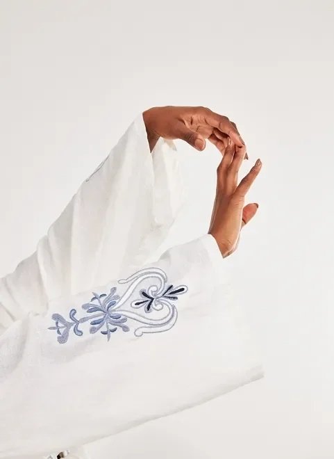 kimono off-white com bordados kimono off-white com bordados