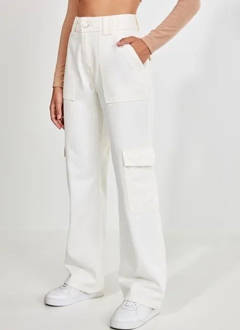 calça cargo reta off-white calça cargo reta off-white