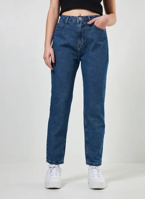 calça mom jeans escura de cintura alta calça mom jeans escura de cintura alta