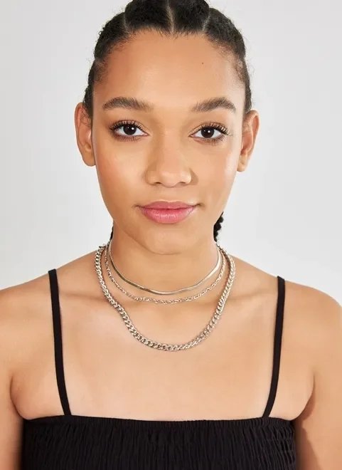 kit choker e correntes prateados kit choker e correntes prateados