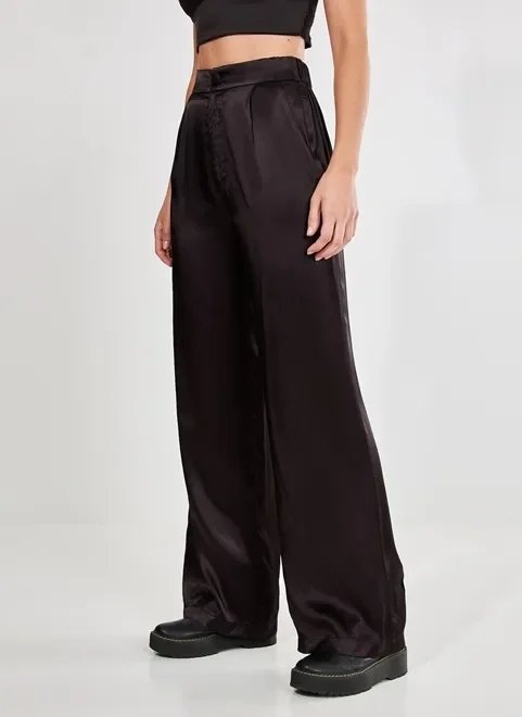 calça wide leg acetinada calça wide leg acetinada