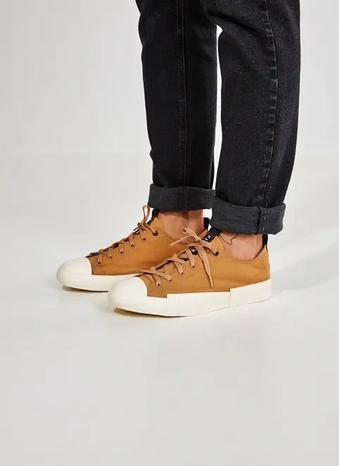 tênis all gender fiever ocre tênis all gender fiever ocre