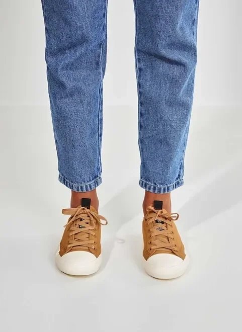 tênis all gender fiever ocre tênis all gender fiever ocre