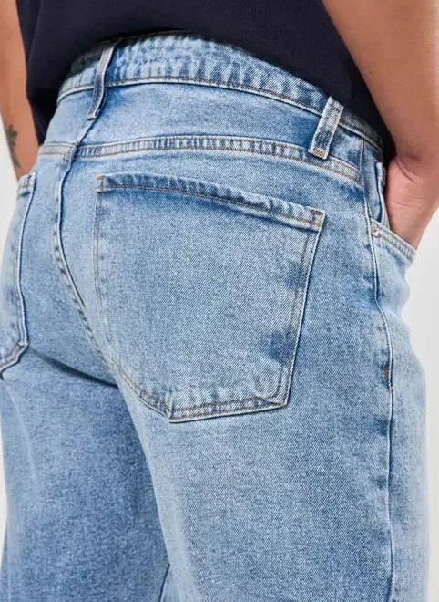 calça slim em jeans claro calça slim em jeans claro