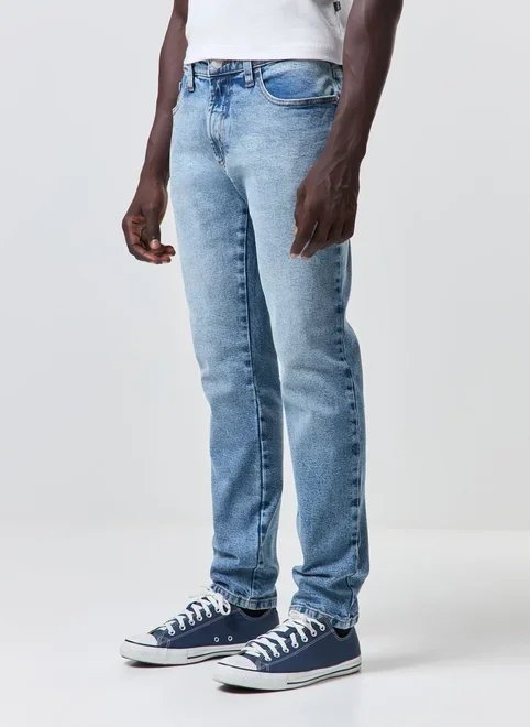calça slim em jeans claro calça slim em jeans claro