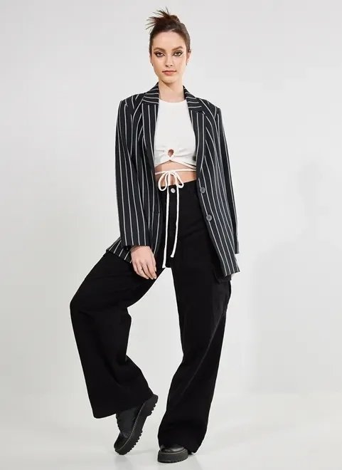 blazer preto risca de giz blazer preto risca de giz