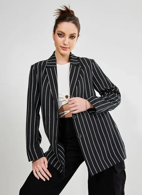 blazer preto risca de giz blazer preto risca de giz