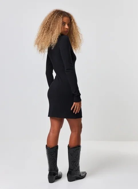 vestido manga longa com golinha vestido manga longa com golinha