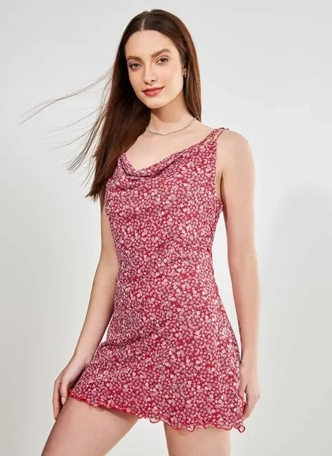 vestido curto em tule vermelho estampado vestido curto em tule vermelho estampado