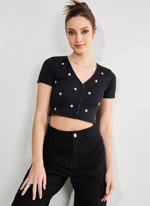 blusa cropped margaridas com botões blusa cropped margaridas com botões