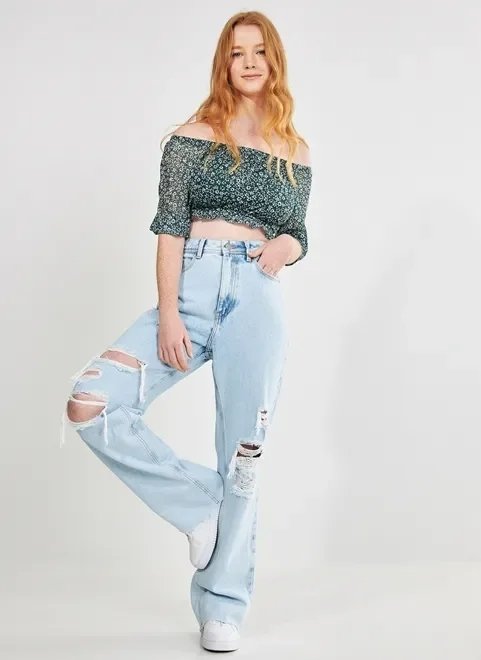 blusa cropped verde com florzinhas blusa cropped verde com florzinhas