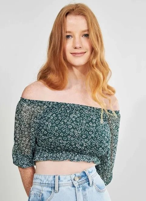 blusa cropped verde com florzinhas blusa cropped verde com florzinhas
