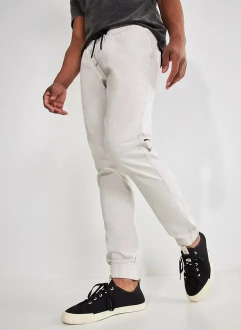 calça jogger de sarja clara calça jogger de sarja clara
