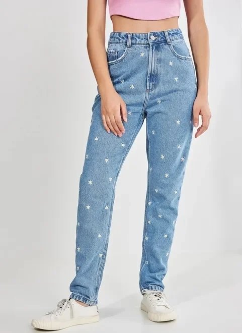 calça mom jeans com margaridas calça mom jeans com margaridas