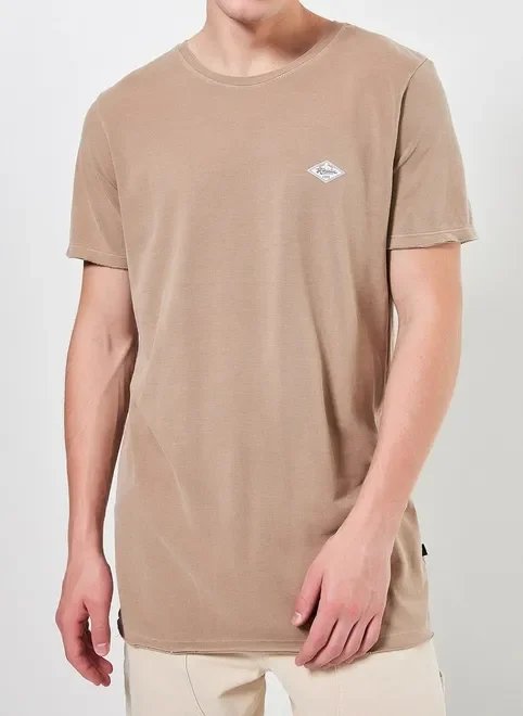 camiseta alongada estonada com etiqueta camiseta alongada estonada com etiqueta