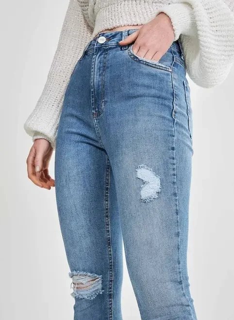 calça skinny jeans com rasgadinhos calça skinny jeans com rasgadinhos