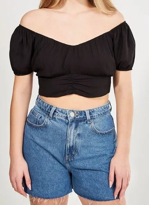 cropped preto com amarração nas costas cropped preto com amarração nas costas