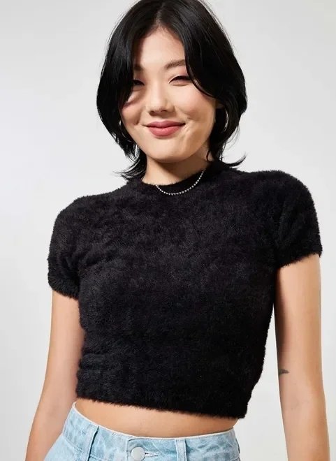 blusa cropped de pelinhos blusa cropped de pelinhos