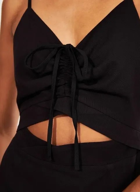 vestido midi preto com fenda e abertura vestido midi preto com fenda e abertura