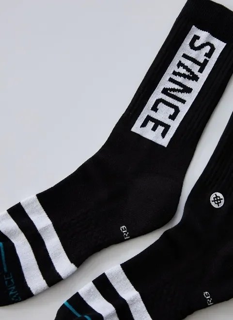 meia stance preta com logo meia stance preta com logo