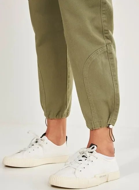 calça jogger cargo verde militar calça jogger cargo verde militar