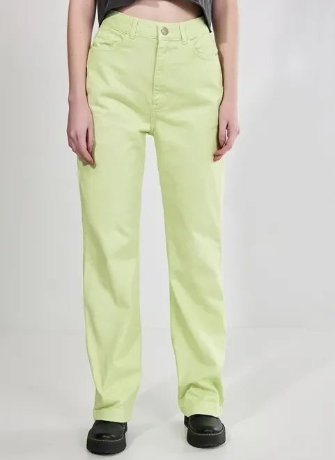 calça reta over de sarja verde lima calça reta over de sarja verde lima