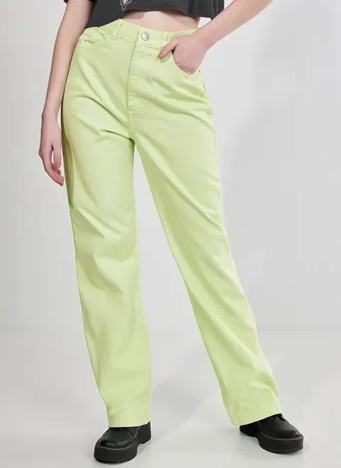 calça reta over de sarja verde lima calça reta over de sarja verde lima