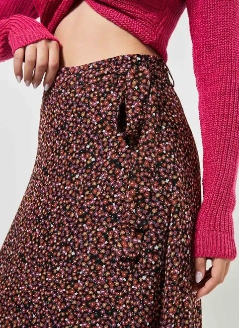 saia midi preta florzinhas coloridas saia midi preta florzinhas coloridas