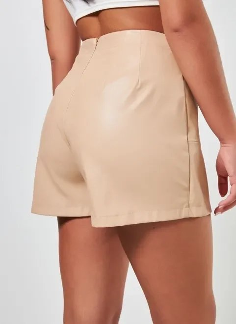 short saia em poliuretano com fivela short saia em poliuretano com fivela