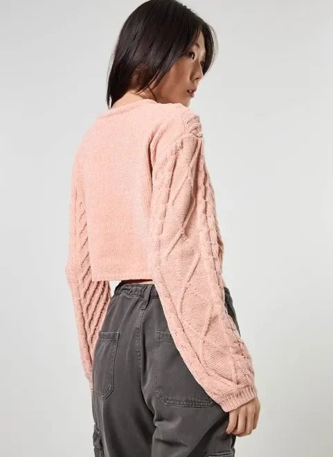 blusa cropped em tricô trançado blusa cropped em tricô trançado