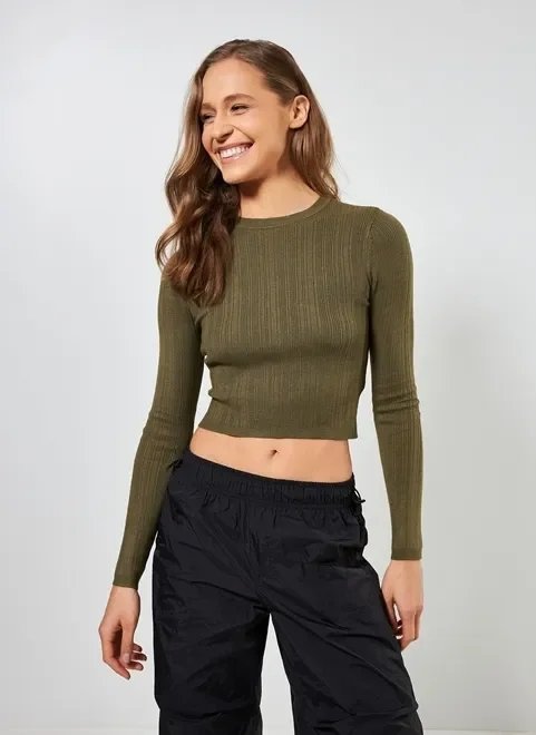 blusa de manga longa em retilínea blusa de manga longa em retilínea