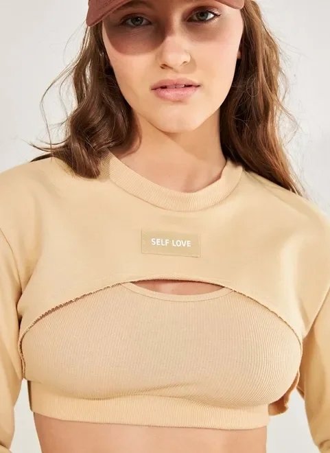 moletom leve caqui super cropped moletom leve caqui super cropped