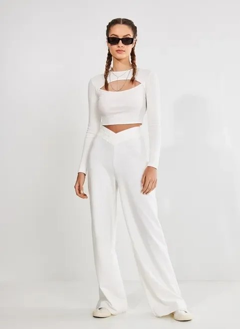 calça de moletom wide leg cós transpassado calça de moletom wide leg cós transpassado