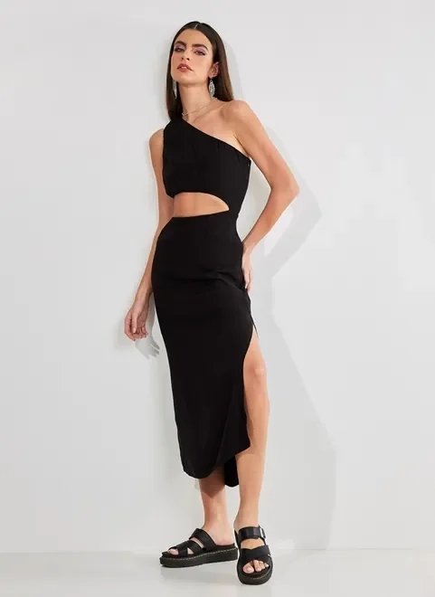 vestido com recorte e ombro único vestido com recorte e ombro único