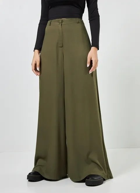 calça pantalona em tecido de viscose calça pantalona em tecido de viscose