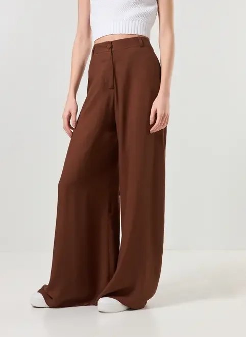 calça pantalona em tecido de viscose calça pantalona em tecido de viscose